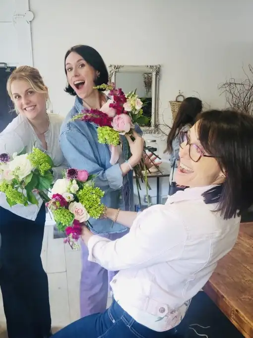 Wellness bloom bar